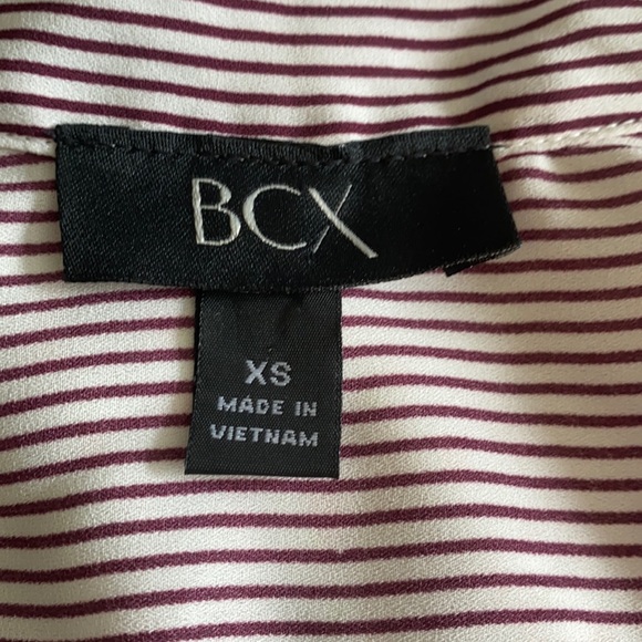 BCX Twist Front Button Up 3/4 Sleeve Striped Shirt - Picture 7 of 8